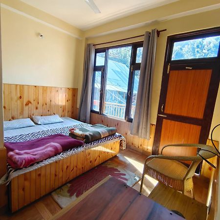 Trinity Homestay Kasol Zewnętrze zdjęcie