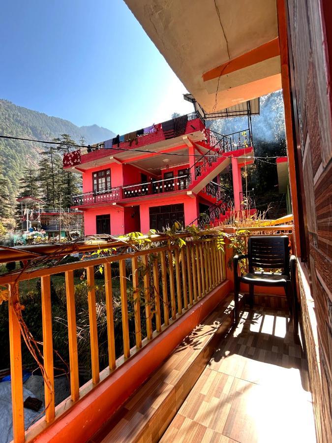 Trinity Homestay Kasol Zewnętrze zdjęcie