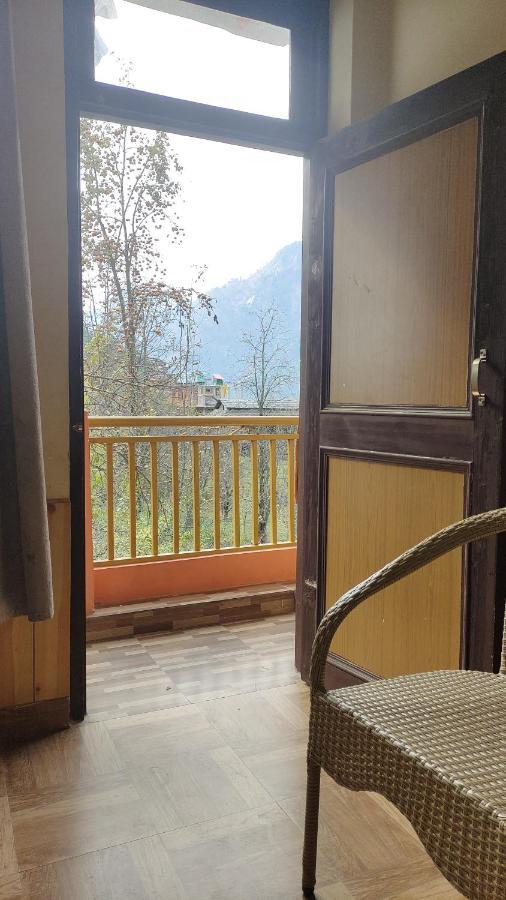 Trinity Homestay Kasol Zewnętrze zdjęcie