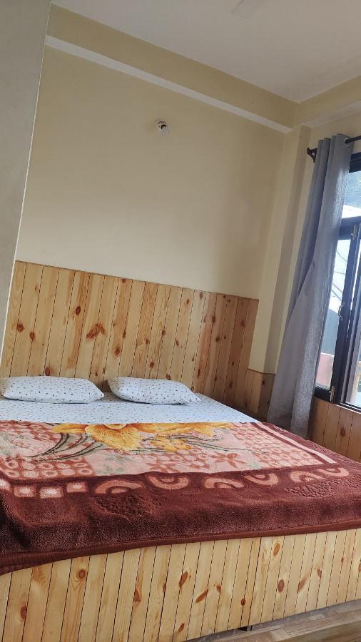 Trinity Homestay Kasol Zewnętrze zdjęcie