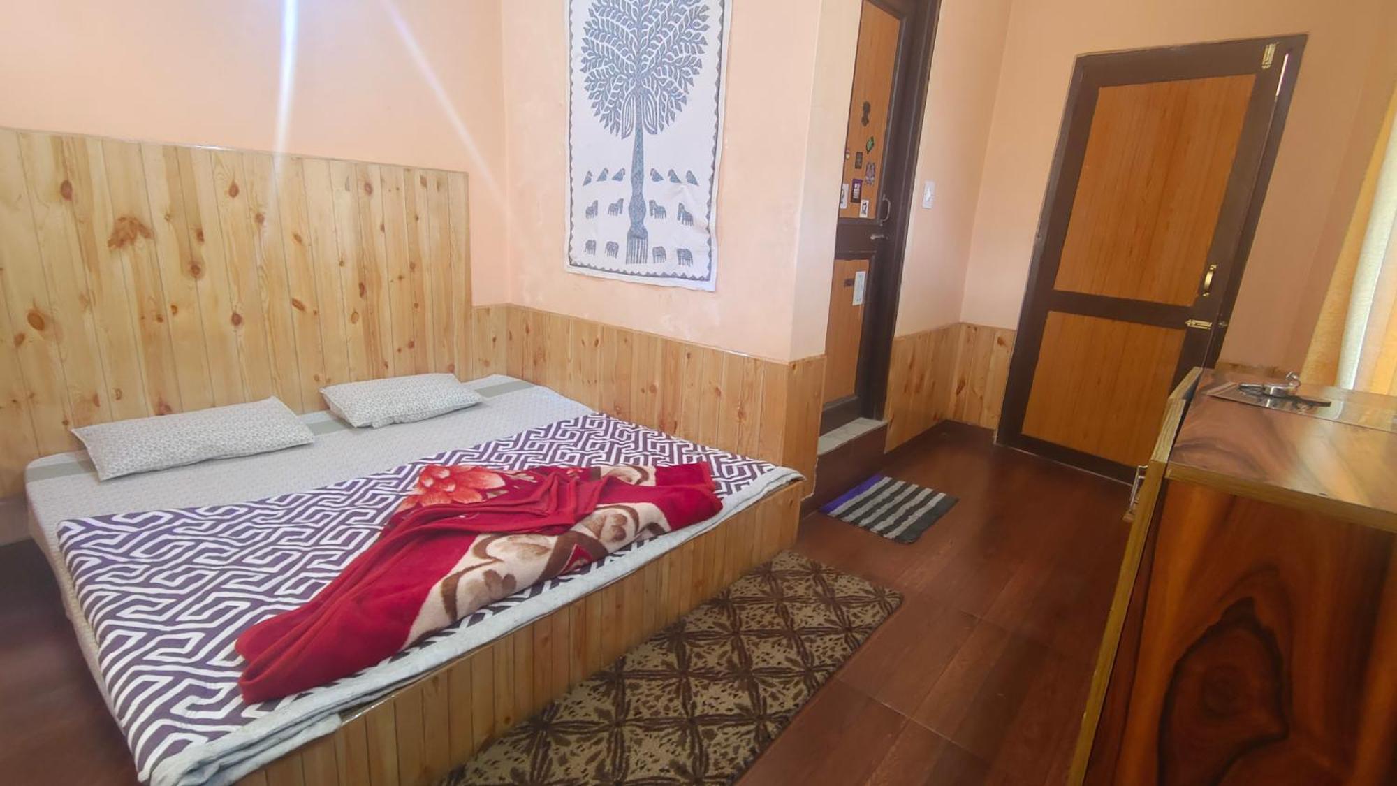 Trinity Homestay Kasol Zewnętrze zdjęcie