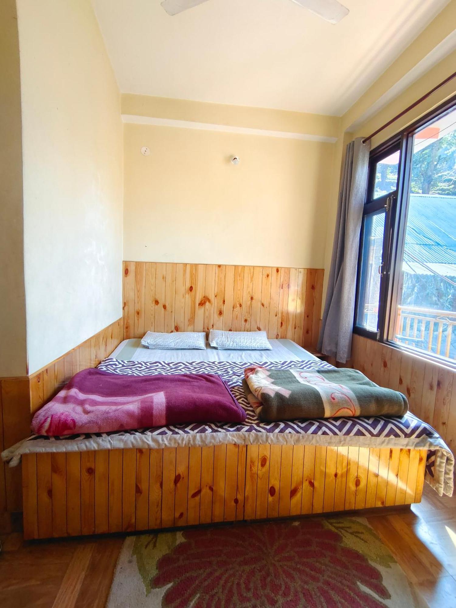 Trinity Homestay Kasol Zewnętrze zdjęcie