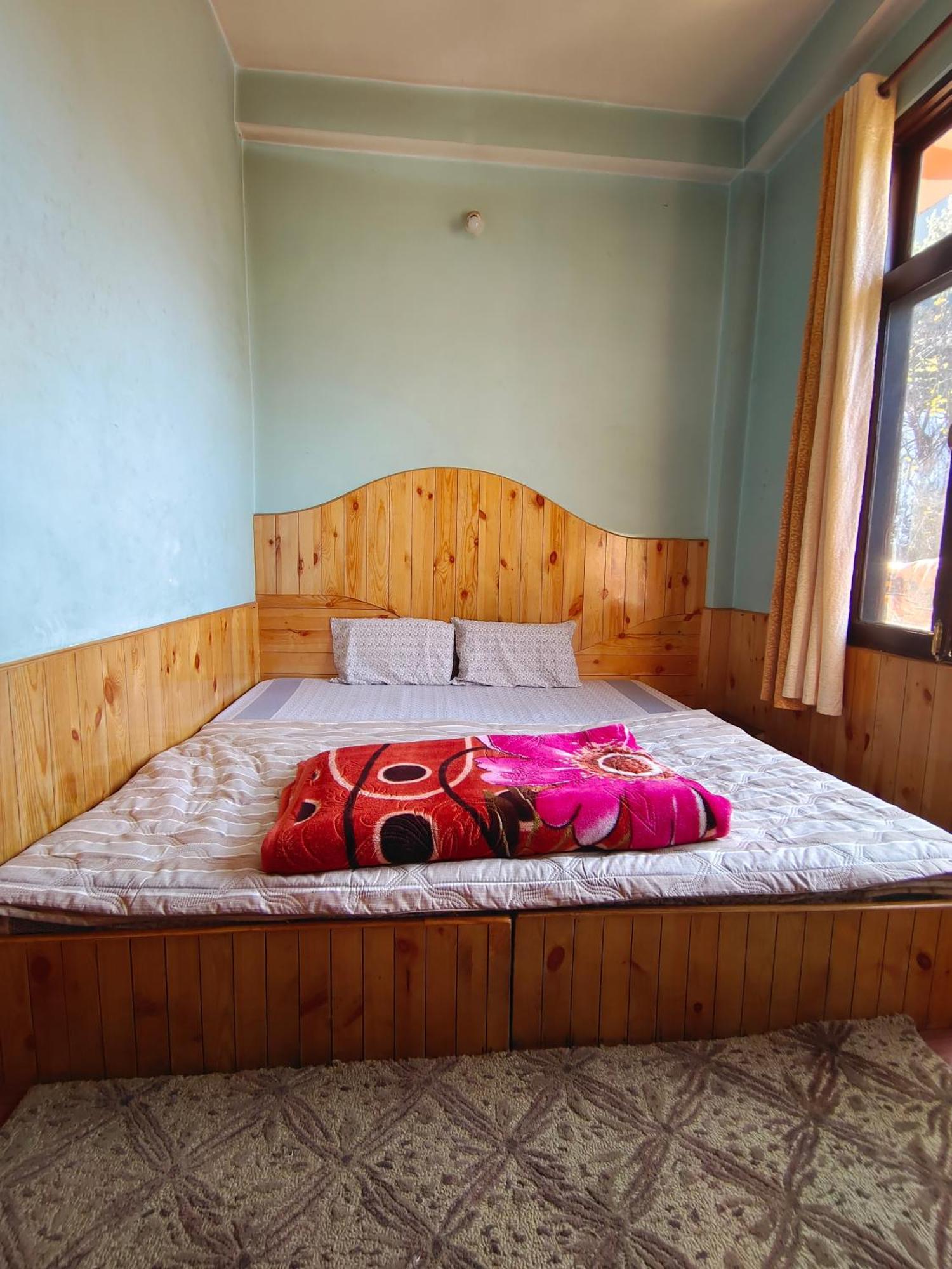 Trinity Homestay Kasol Zewnętrze zdjęcie